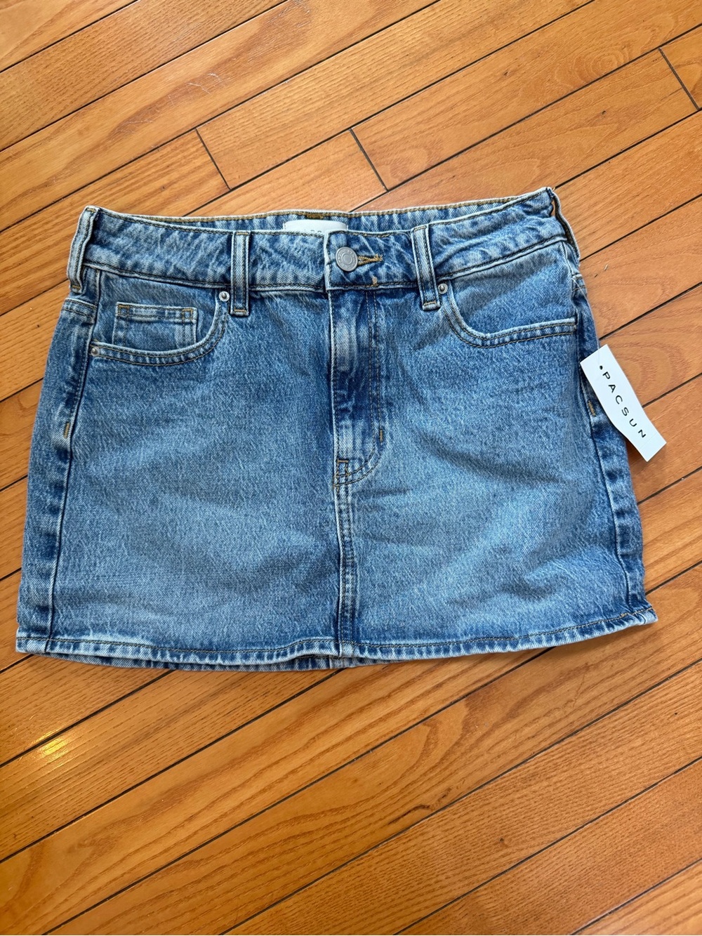 PacSun Light Wash Denim Mini Skirt size 25 NWT